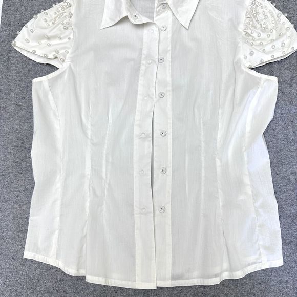 Zucchero Womens Shirt SZ 38/M White Pearls Embellished Cap Sleeves Snap Buttons - Picture 12 of 13